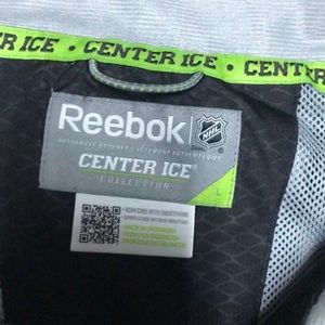 Bruins Reebok pull over